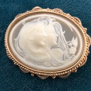 Cameo Pin